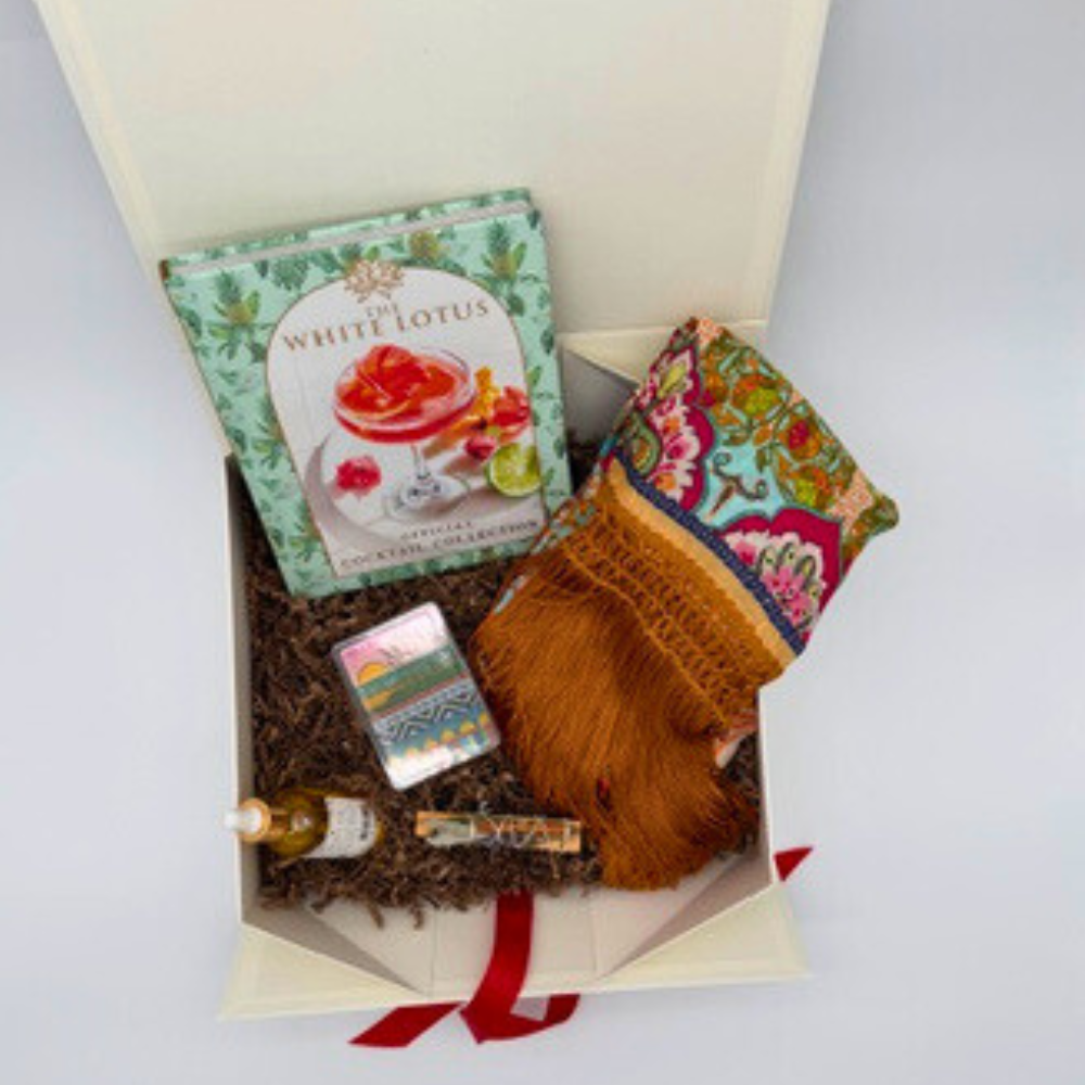 Girls’ Night In: The Gift Box for Chic Nights, Crafty Cocktails & Main-Character Energy